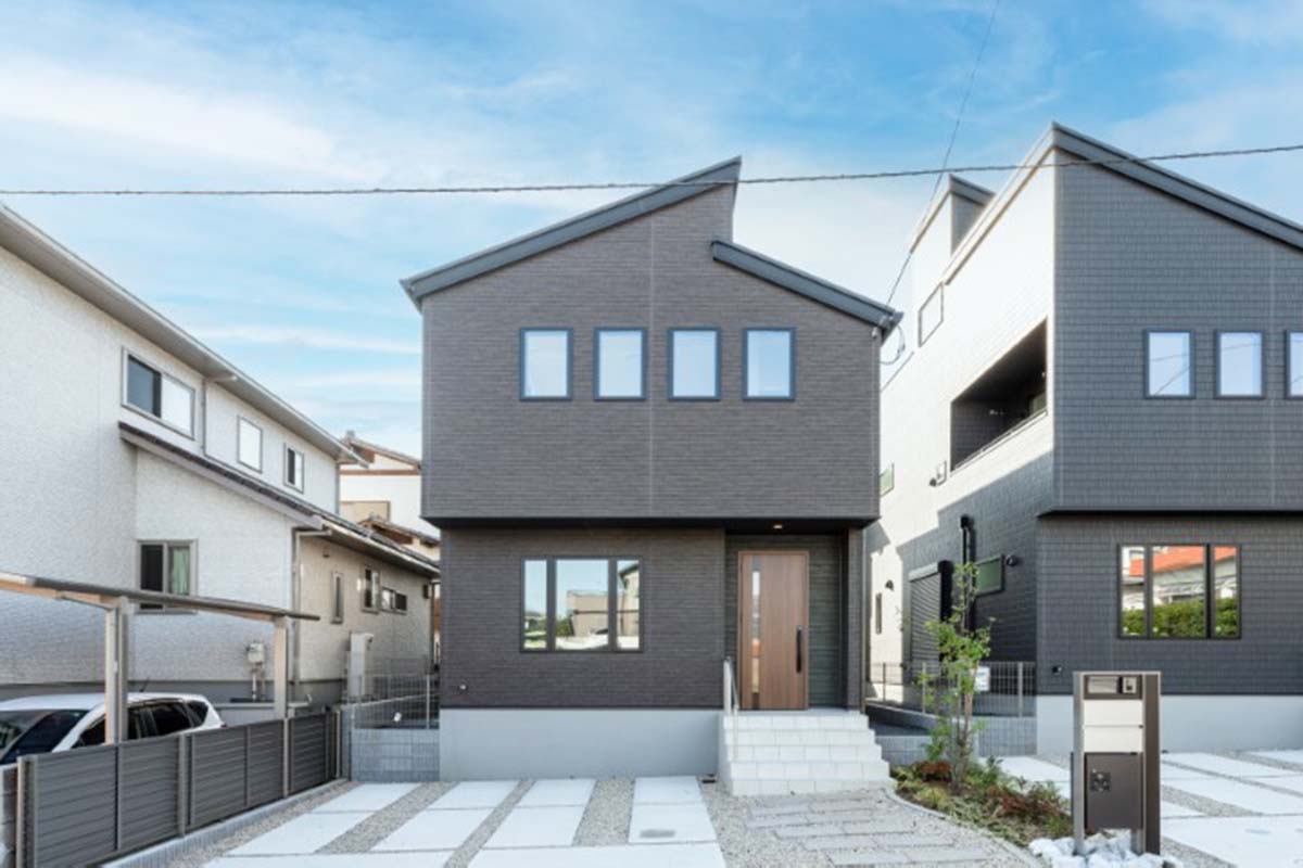 成田市吾妻一丁目4番5（2区画-2）